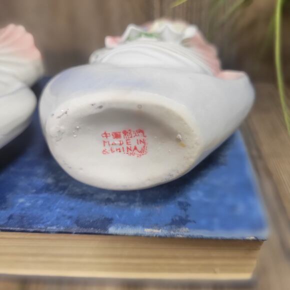 2 Vintage Small Swan & Floral Vases - Picture 7 of 7